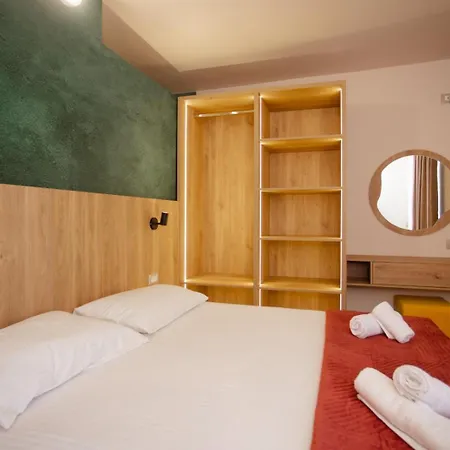 Otel Remanda Velipojë