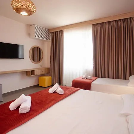 Remanda Otel *